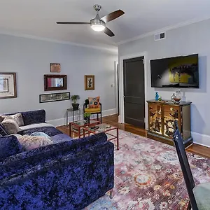 The Collection Clt: Lamar Avenue Apartment