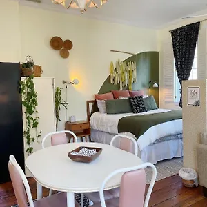  Holiday home Romantic 1885 Loft Steps From Pulaski Square United States